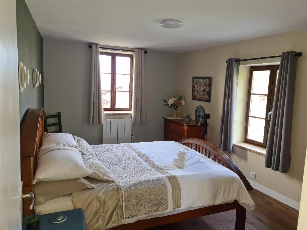 La Maison Du Lac Lavaud Saint-Quentin-sur-Charente Eksteriør bilde